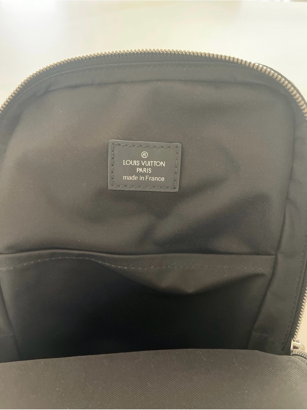 Louis Vuitton Black Damier Graphite Sling Bag - Picture 2 of 8